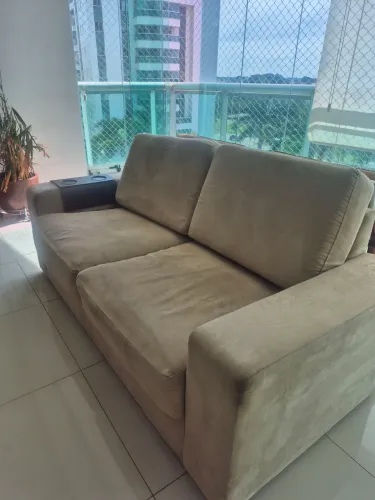 Vendo sofá de tecido , 2 lugares! Ótimo material! 1000 reais.