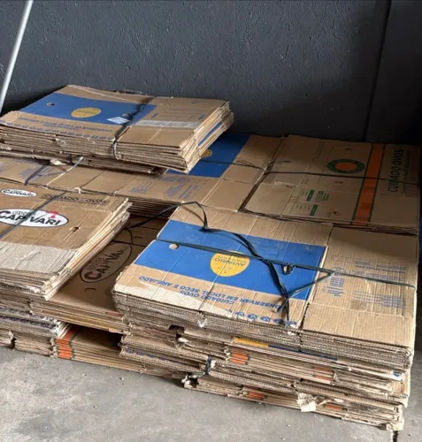 Caixa de papelão para mudança