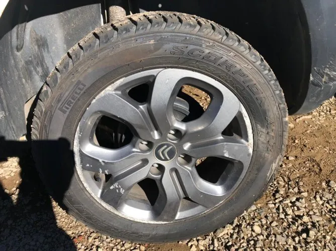 Roda com Pneu Citroen AirCross 2020 Original 