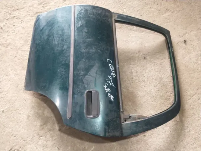 Porta traseira esquerda GM/Corsa 97 super