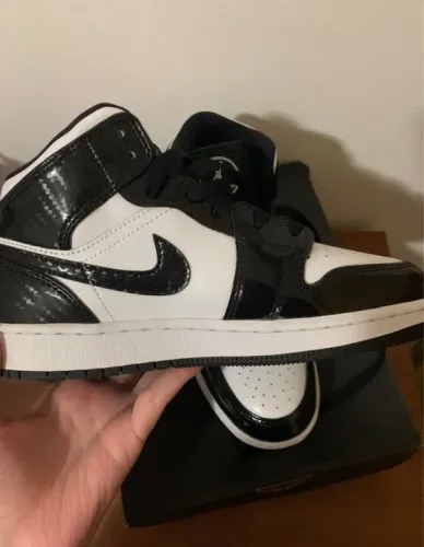 Mid carbon fiber air jordan 1
