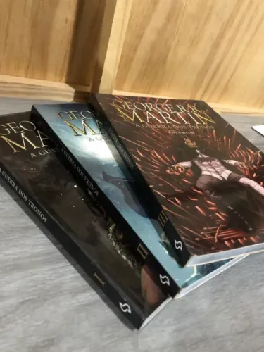 Guerra dos Tronos volumes 1 a 3