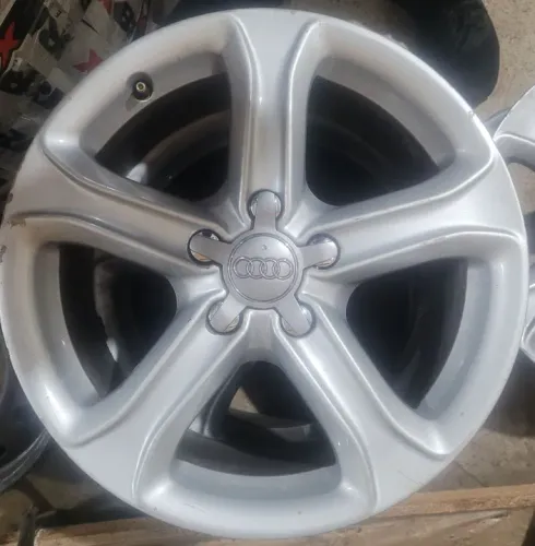 Rodas do Audi aro17 seminovas em até 10x de R$167,00 no cartão de crédito
