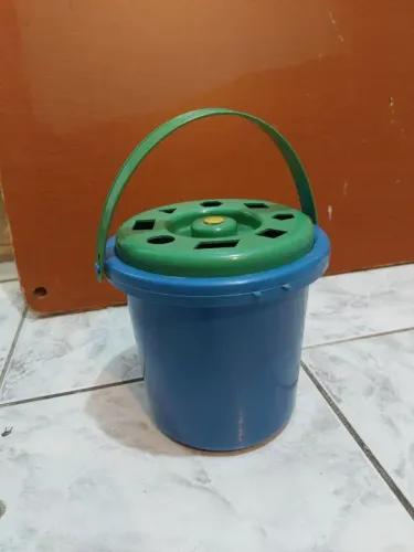 Balde de Brincar com Formas