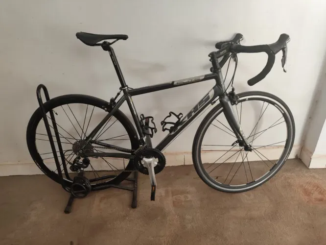 Bicicleta Speed KHS + Brindes