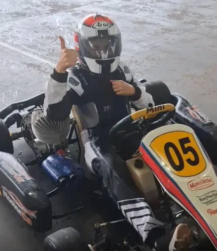 Kart Mini 2010 com motor PCR 2 tempos 