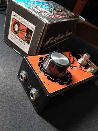 Pedal EarthQuaker Devices Erupter Fuzz