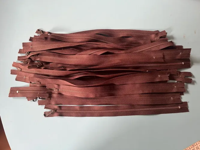Zíper marrom 30 cm - 30 unidades