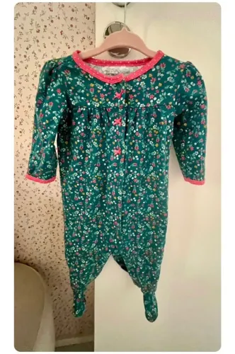 Macacão floral Carter's para bebê