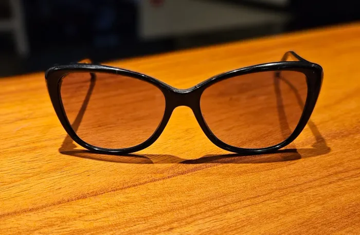 Óculos de Sol Versace Cat Eye Elegantes