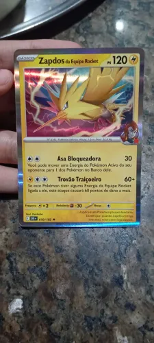Carta Pokémon Zapdos da Equipe rocket Rocket 070/182
