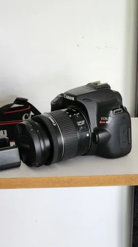 Cânon Sl3 completa 