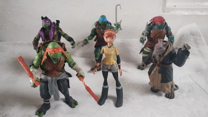Seis personagens tartaruga ninja