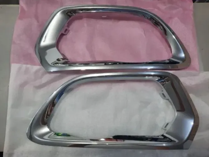 Par de Moldura Farol de Milha Renault Sandero / Logan 2015 a 2019 Original
