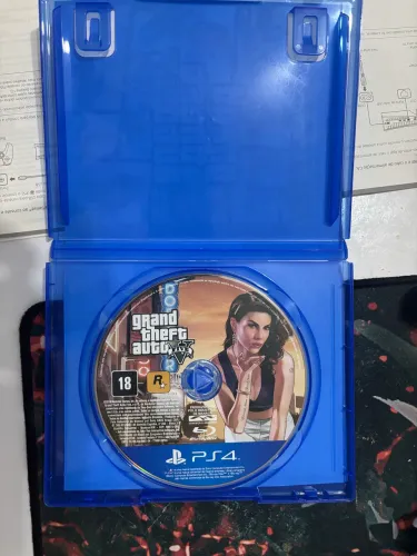 CD GTA PARA PLAYSTATION 4 - POUCO USADO
