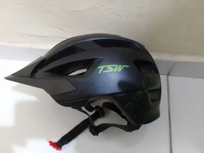 Capacete TSW