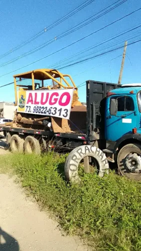 Alugo trator de esteira d4E 
