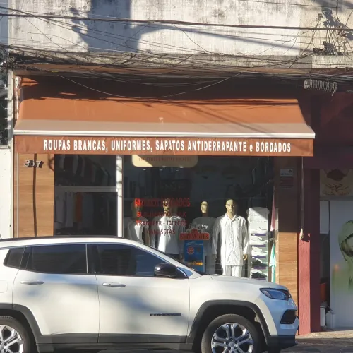 toldo articulado cor marrom