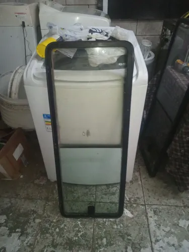 Vendo uma janela da Kombi de correr2014 lado direito