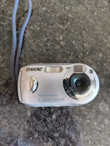 Câmera Sony Cyber Shot
