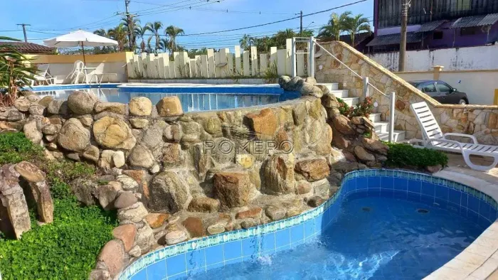 Fundo de comércio com 18 quartos, Praia da Lagoinha, Ubatuba - R$ 4.3 mi, Cod: 2296