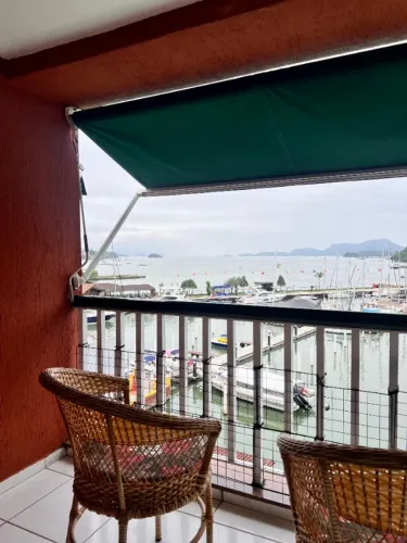 VITOR LOPES - Apartamento 2 quartos dentro do Shopping Piratas em Angra