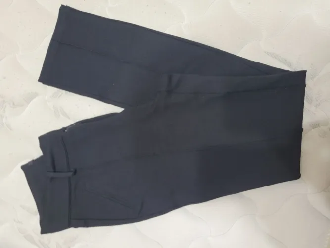 Calça preta feminina