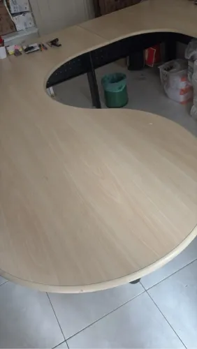 Mesa de Escritório em Forma de U
