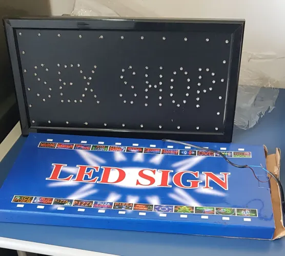 LETREIRO LUMINOSO DE LED