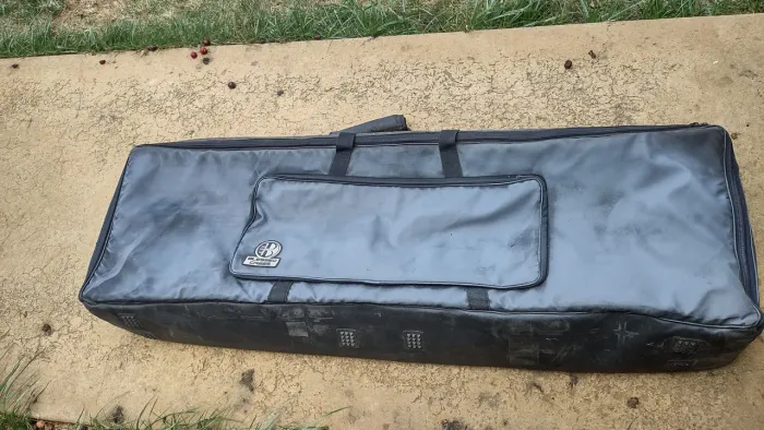 Case para Teclado 88 Teclas - Era de um Roland A-90. Case grande e reforçado. 