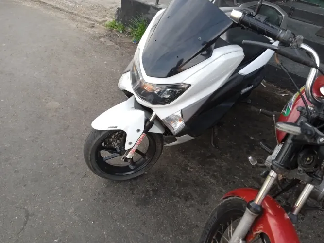 Vendo nmax $13.000 mil