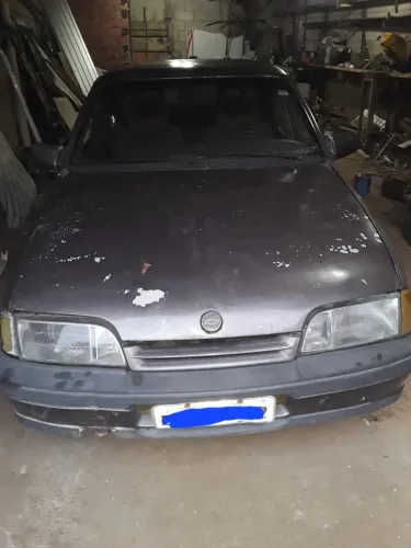 Chevrolet Monza Classic SE 2.0 /mpfi E EFI 2P E 4P 1993