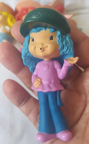 Boneca Moranguinho Blueberry - Colecionável
