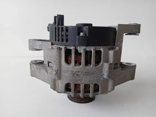 Alternador Celta Corsa Classic Prisma Meriva Montana 14V 90A * Cod. * 
