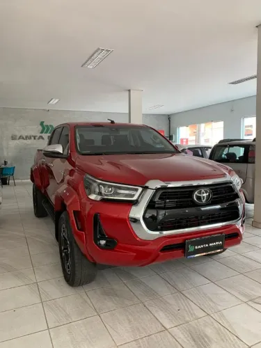 Toyota Hilux CD SRX Plus 4X4 2.8 TDI Die. Aut. 2024
