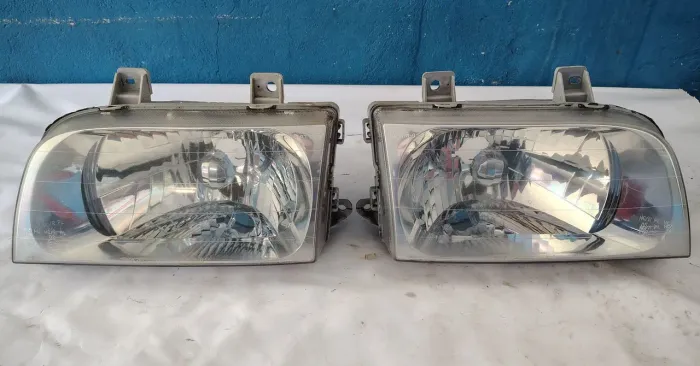 Par Farol Kia Sportage Ano 1998 A 2002 Usado 