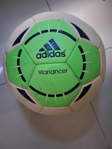 Bola Adidas Starlancer