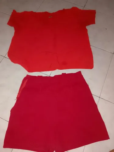 Conjunto Vermelho - Blusa e Shorts