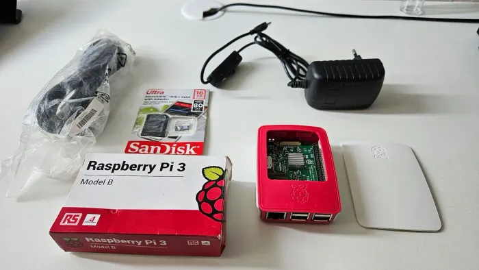 Raspberry Pi 3 Model B - Kit Completo (Novo/Nunca Usado)