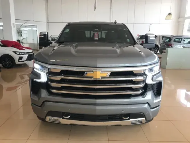 Chevrolet Silverado High Country 5.3 V8 AWD Aut. 2025
