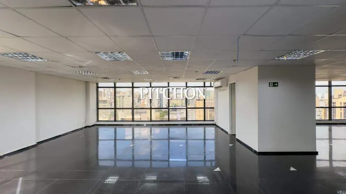 Dois andares comerciais na Savassi prontos para uso.