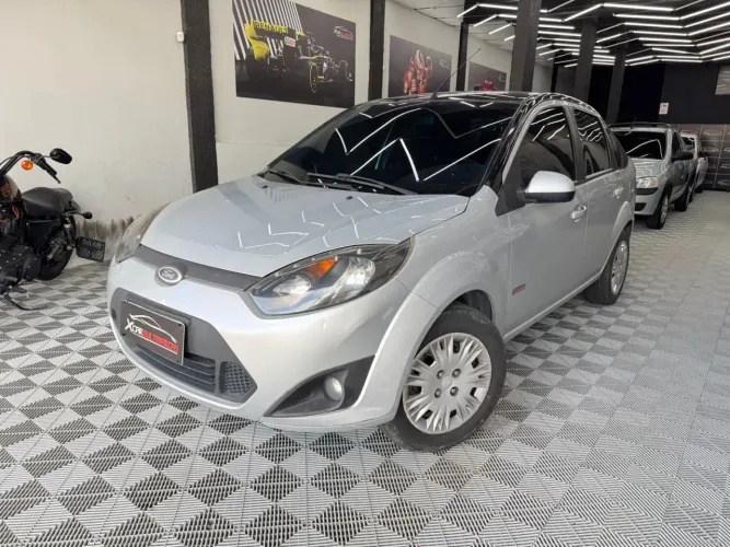 Ford Fiesta SE 1.6 8V Flex 5P 2012