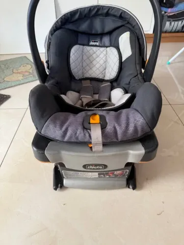 Cadeirinha de Bebê Chicco - Conforto e Segurança