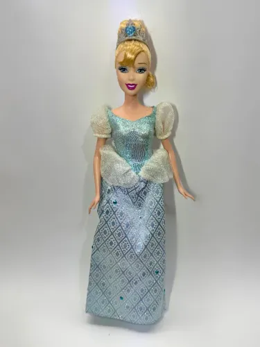 Boneca Disney Cinderela 