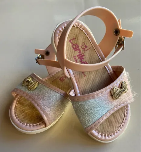 Sandálias infantis rosa com laço dourado TAM 20