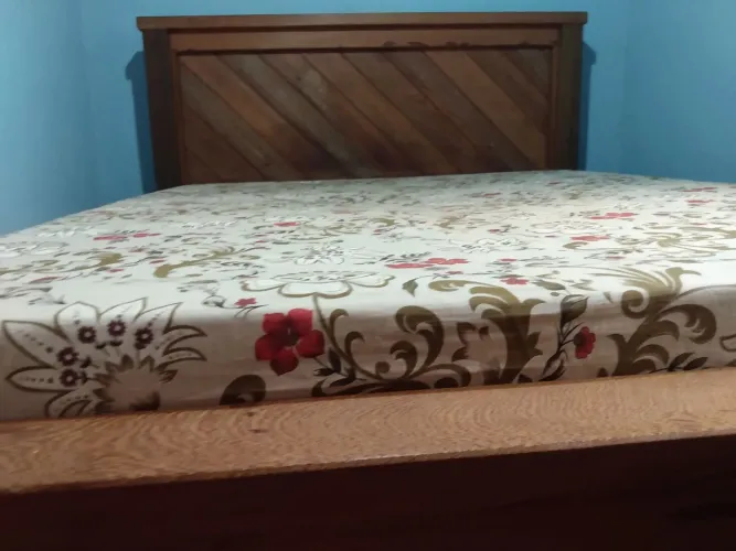 Cama Queen Size