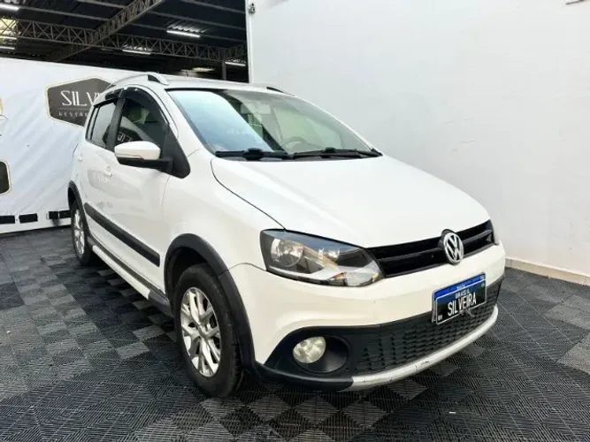 Volkswagen Crossfox I Motion 1.6 MI T. Flex 8V 5P 2013
