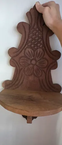 Prateleira de madeira entalhada rústica para decoração, colocar santo e outras coisas