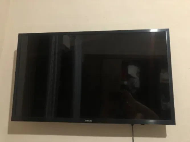 Vendo televisão