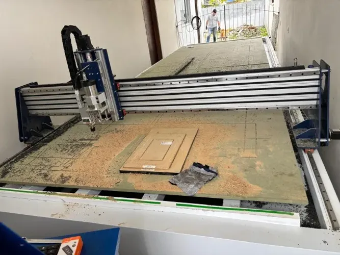 Router CNC 5800x1850mm ACM 2 chapas de MDF